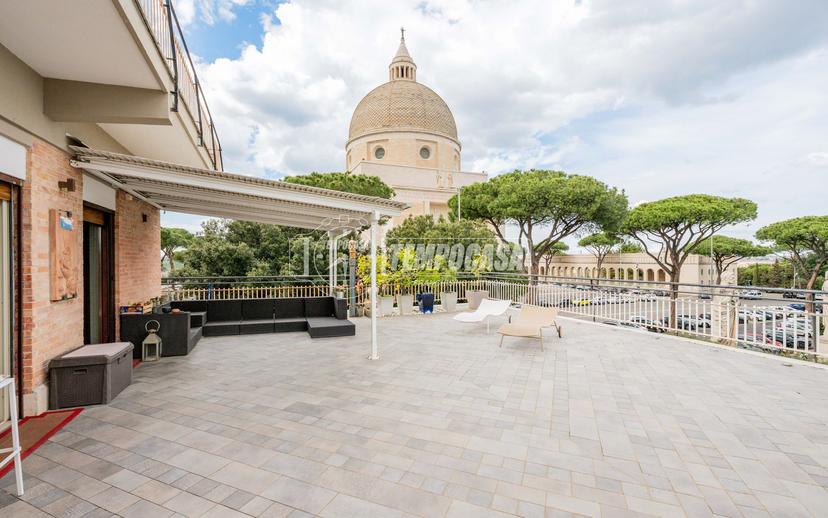 Appartamento in Viale dei Santi Pietro E Paolo 4, Roma