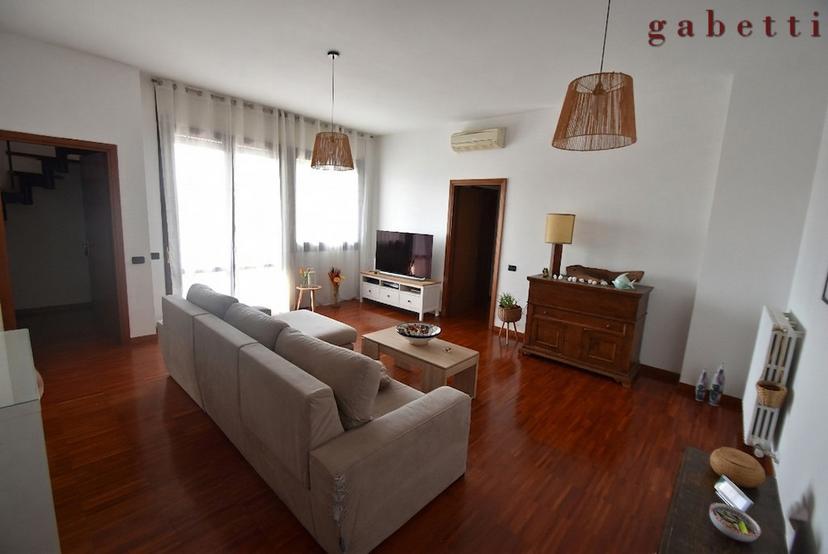 Quadrilocale in Via Giovanni Falcone 43, Bareggio — foto 4 di 5