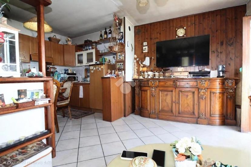 Casa indipendente in Borgata Raudori 2, Perosa Argentina — foto 2 di 5