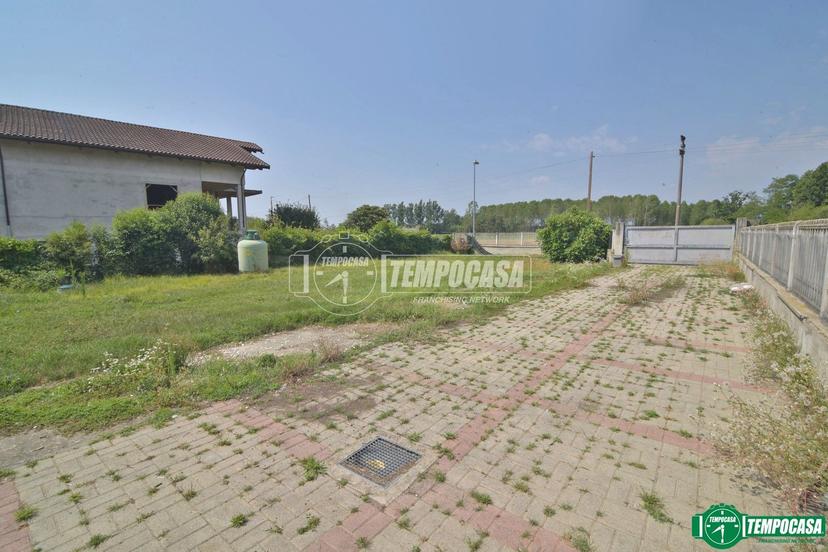 Bilocale in Strada del Valentino 11, Bosconero — foto 3 di 5