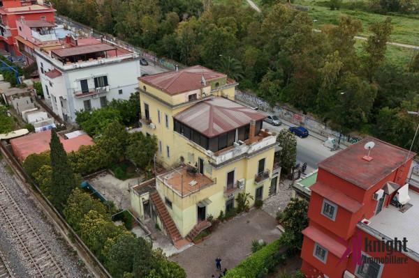 Villa plurifamiliare in Via Nuova Bagnoli 500, Napoli