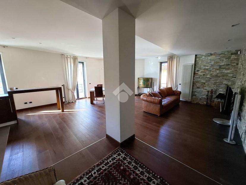 Trilocale in Via Senatore Giovanni Marcora 6, Inveruno