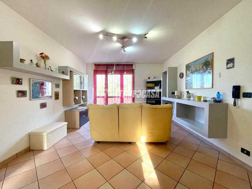 Trilocale in Via Malmenago 15/B, Sant'Agata Bolognese — foto 2 di 5