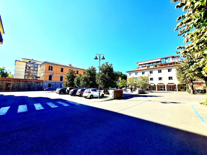 Quadrilocale, Signa