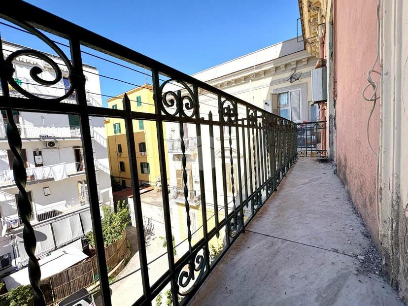 Trilocale in Via Ospizio Pasqualino Cafaro 20, Napoli