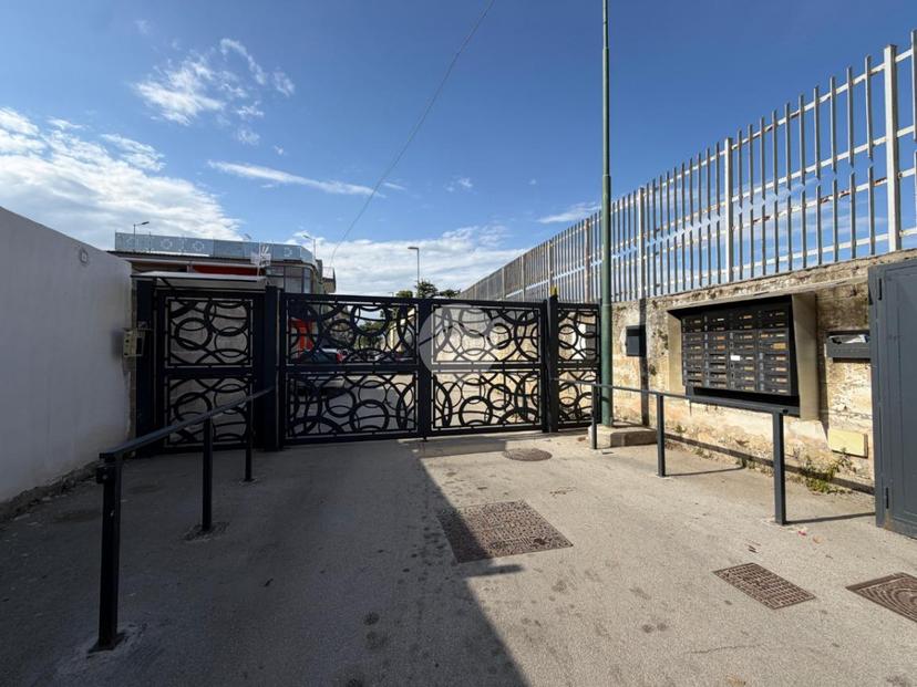 Trilocale in Via Teofilo Santi Filantropo 53, Napoli