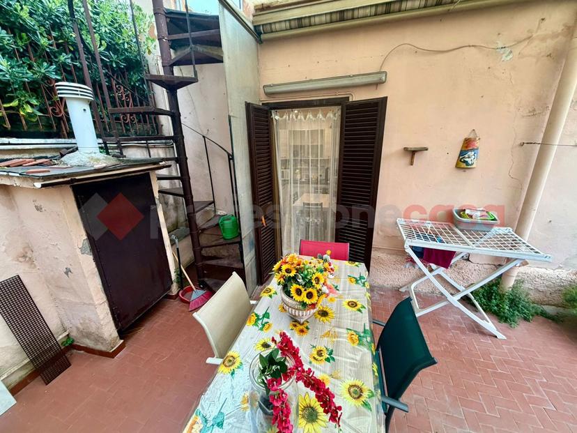 Bilocale in Via Stefano Vaj 9, Roma