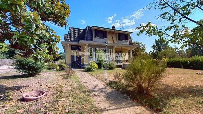 Villa a schiera in Via Filippo Turati 11, Robassomero