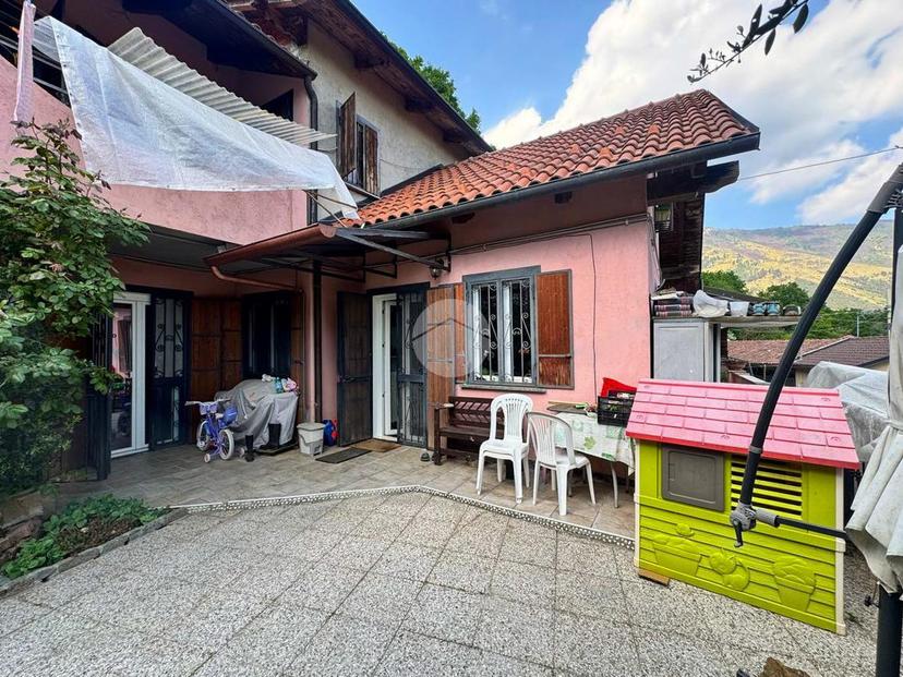 Casa indipendente in Via Bussoneis 36, Val della Torre — foto 2 di 5