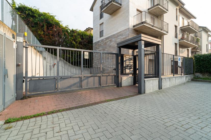 Appartamento in Strada di Sassi 20, Torino