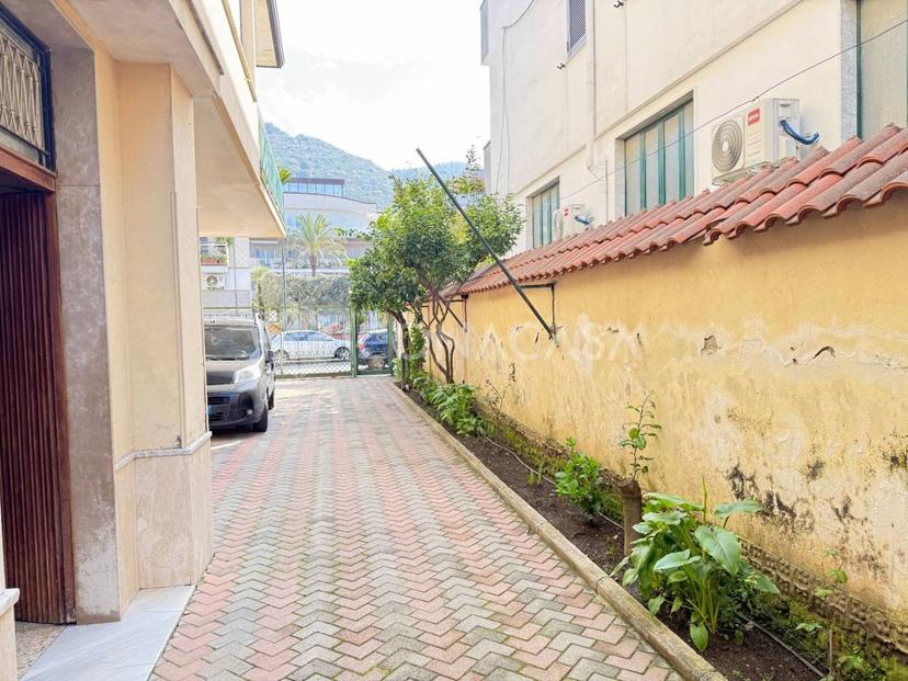 Trilocale in Corso Raffaele Mercogliano 54, Casamarciano — foto 2 di 5