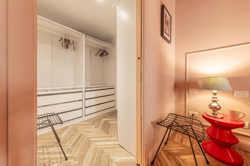 Bilocale in Corso di Porta Ticinese  87, Milano