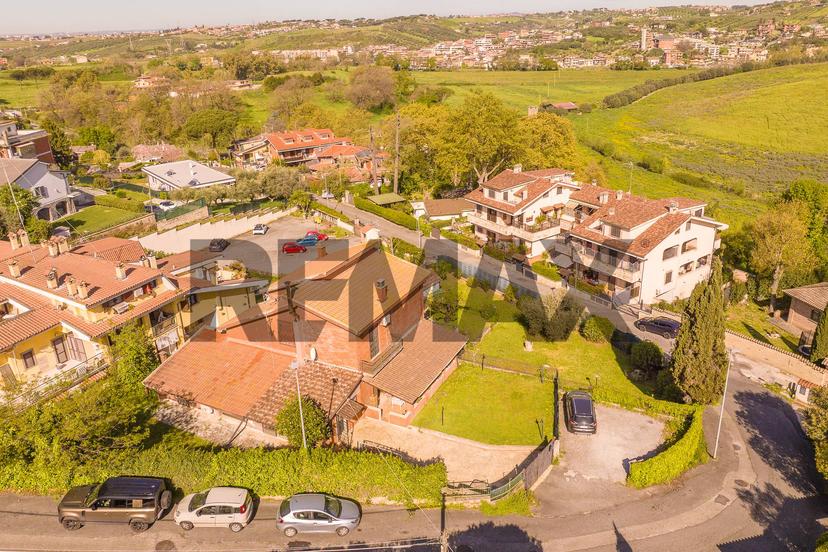 Villa in Via Tito Livio 20, Guidonia Montecelio — foto 2 di 5