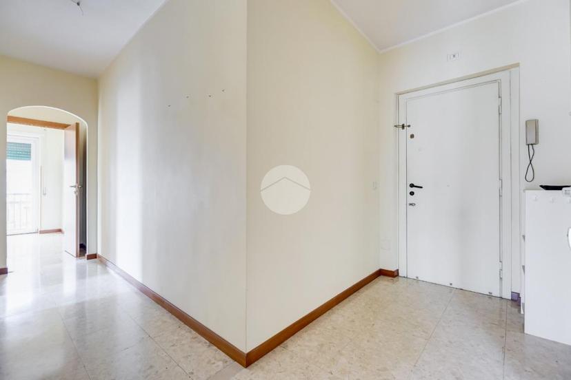 Bilocale in Via Gabrio Casati, Roma