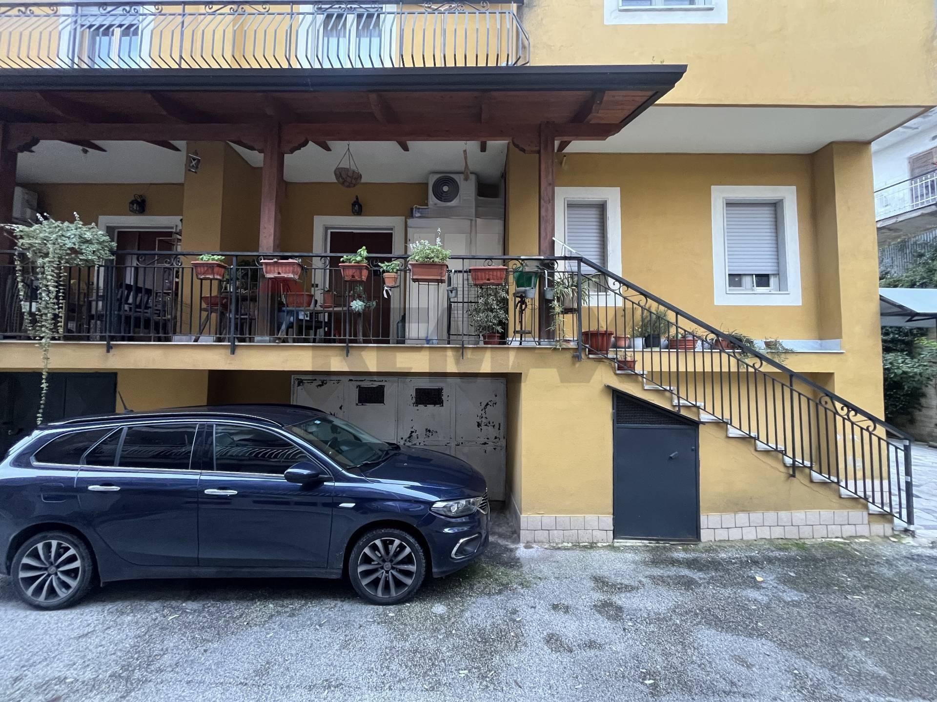 Casa indipendente in Via Nuova Detta Palmentiello 133, Napoli