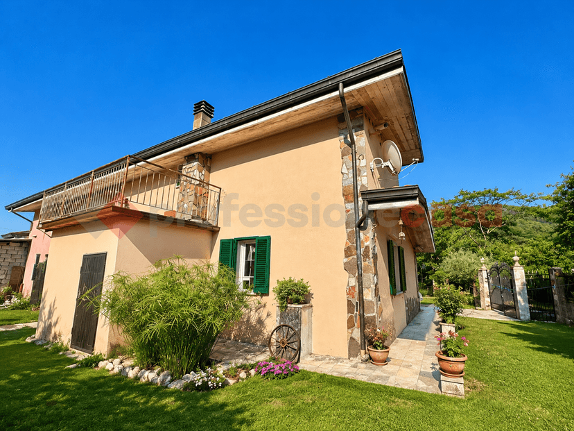 Appartamento in Contrada Muggito Snc, Montelanico — foto 5 di 5