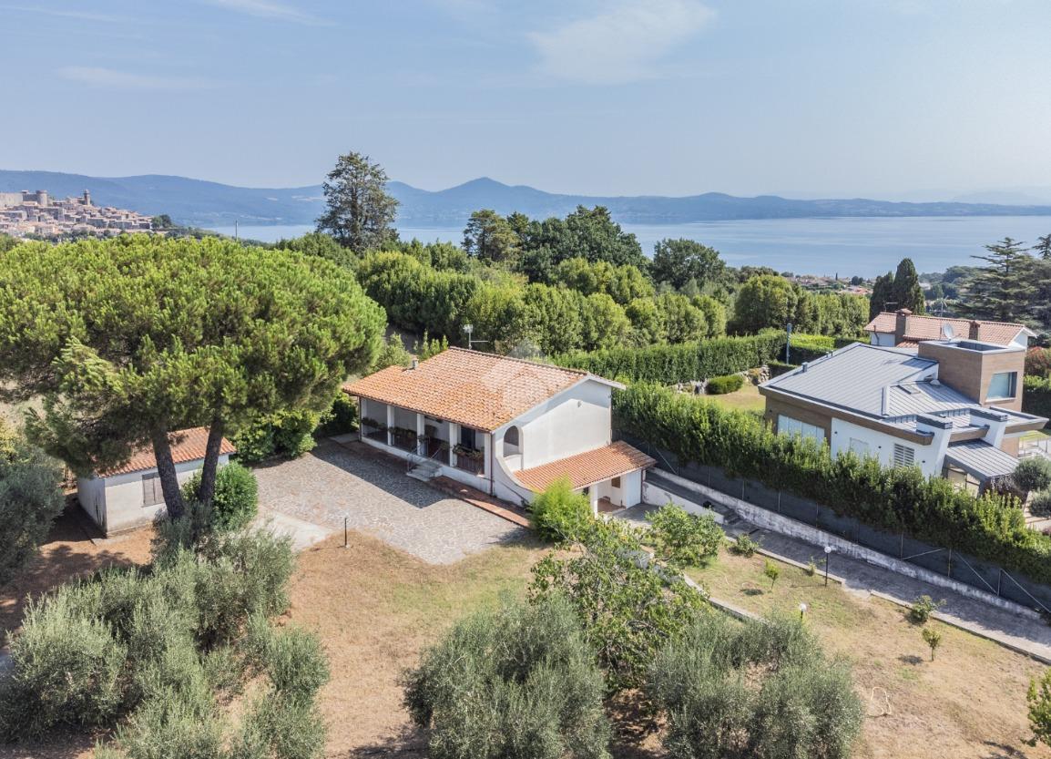 Villa in Via Santa Lucia 11, Bracciano