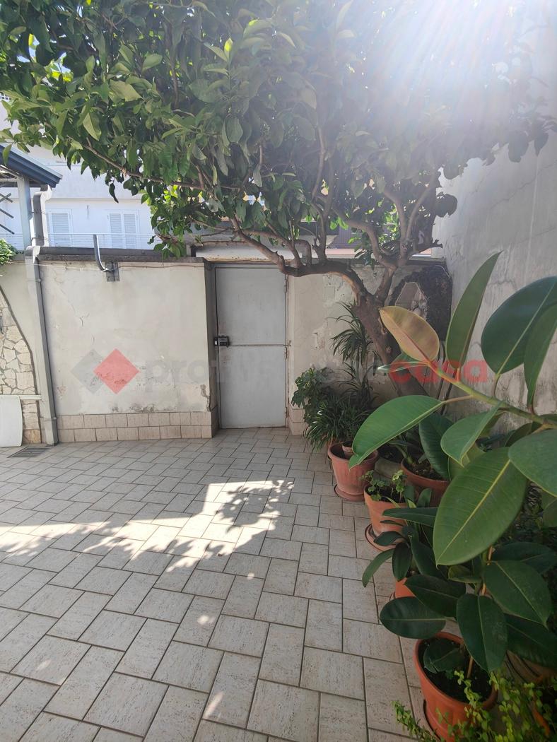 Appartamento in Via Croce San Sossio , Frattamaggiore — foto 3 di 5