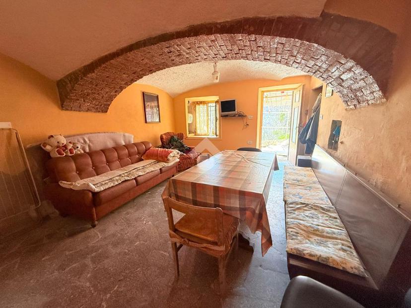 Casa indipendente in Regione Ovairo 62, Lanzo Torinese — foto 2 di 5