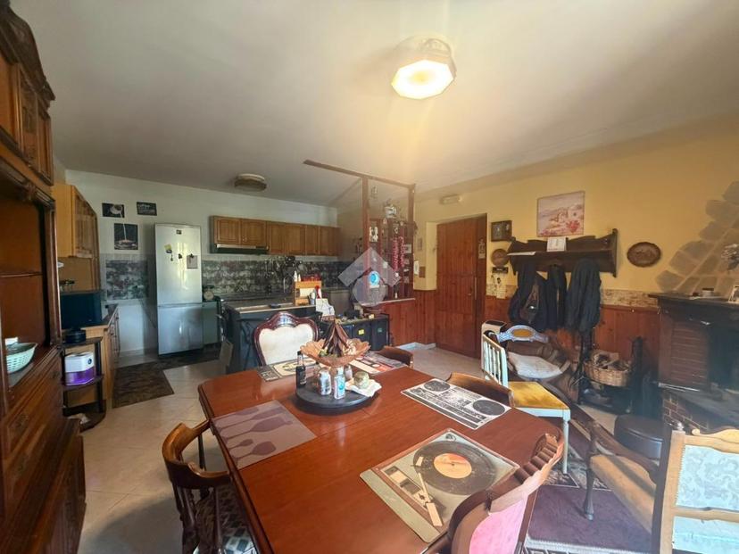 Casa indipendente in Via Iorace 120, Marano di Napoli