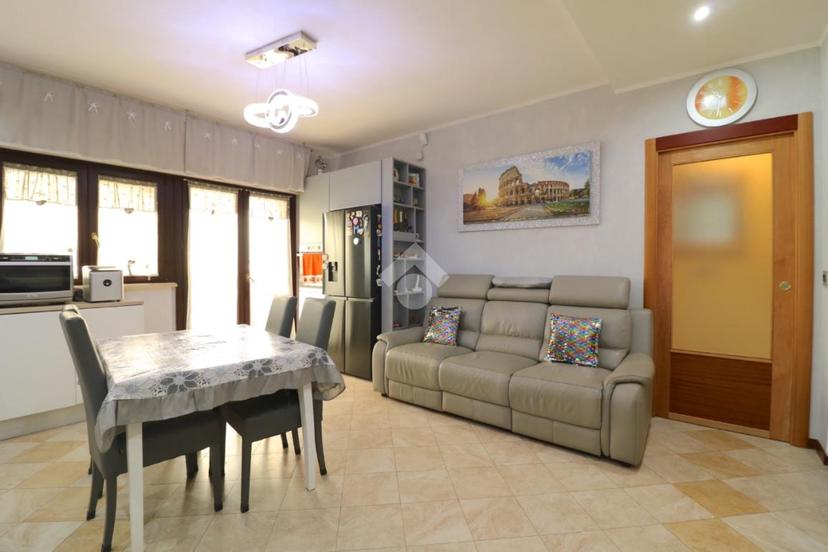 Quadrilocale in Via Dottor Catalano 4, Genzano di Roma