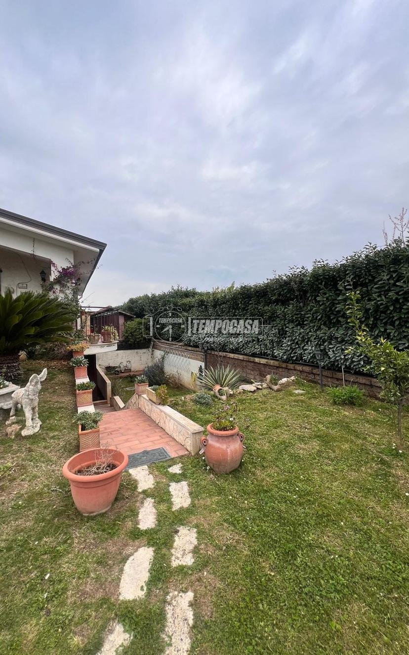 Villa in Via Scoranello, Capena — foto 5 di 5