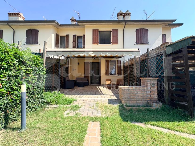 Villa a schiera in Via Giuseppe di Vittorio 23/4, Malalbergo — foto 2 di 5