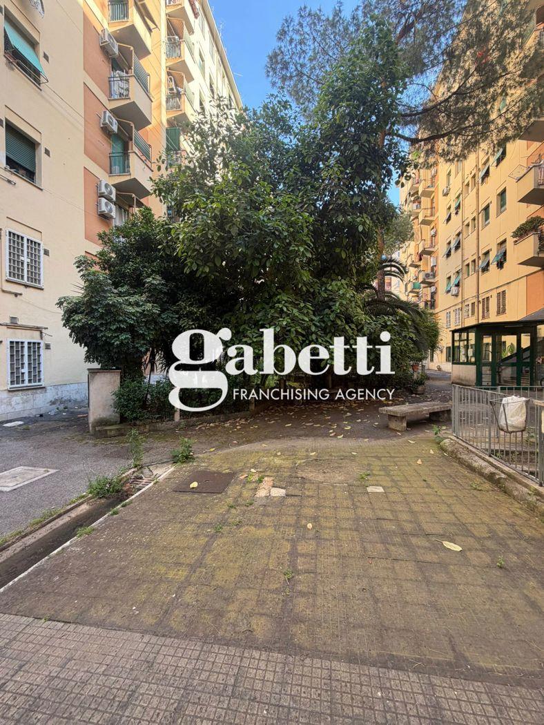 Monolocale in Via Anagni  47, Roma