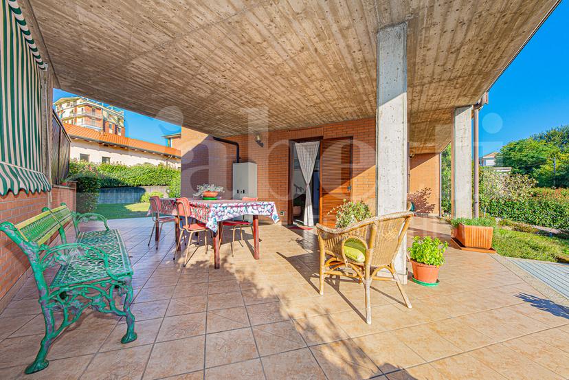 Villa in Via La Cassa, San Gillio