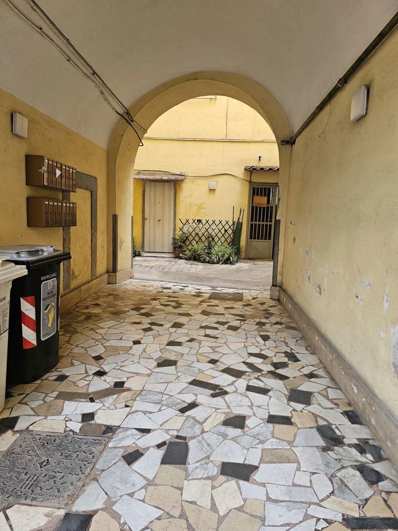 Monolocale in Calata Capodichino 43, Napoli