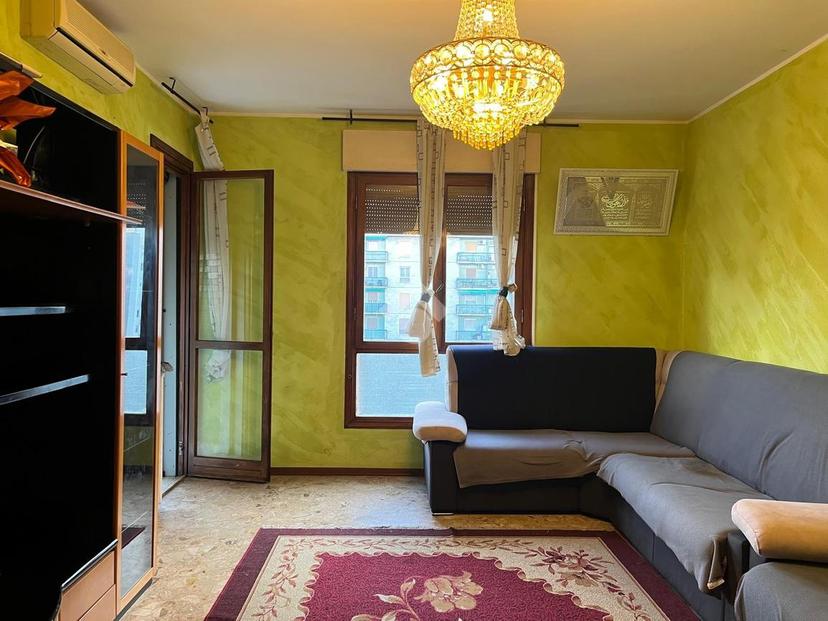Bilocale in Via Niccolò Copernico 19, Corsico