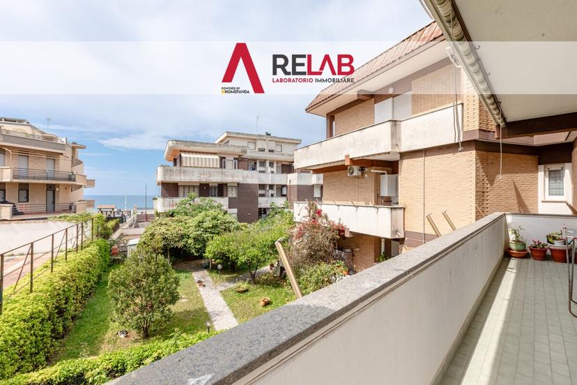 Quadrilocale in Via Lombardia 37, Anzio