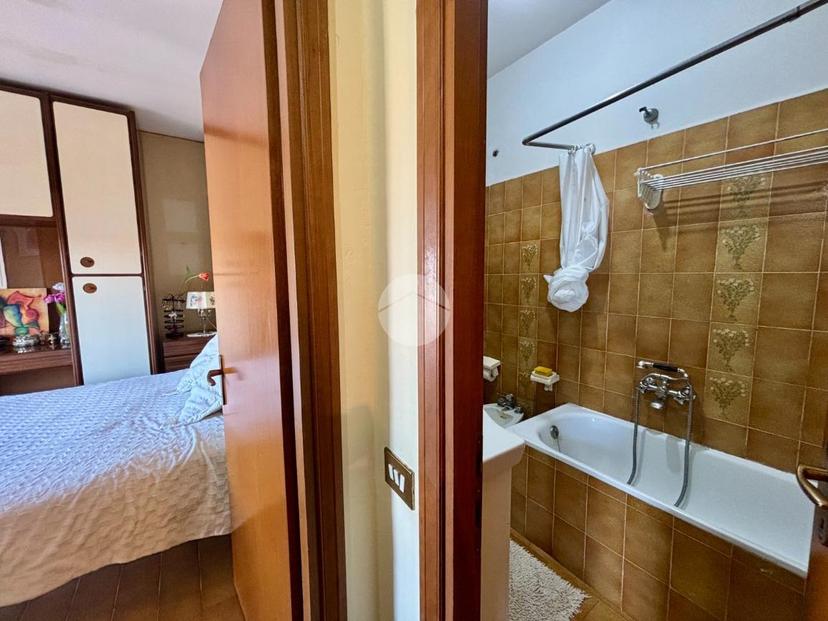 Trilocale in Via Buggiano 49, Roma