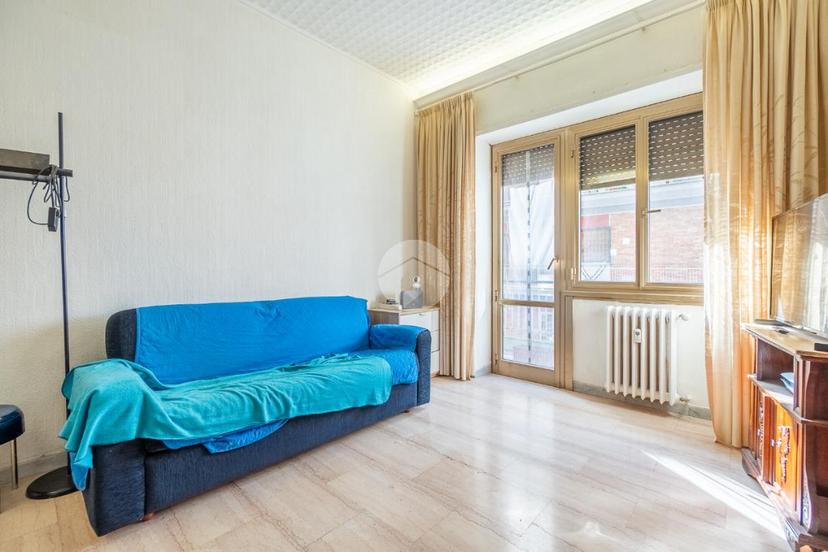 Bilocale in Via Gian Matteo Giberti 45, Roma