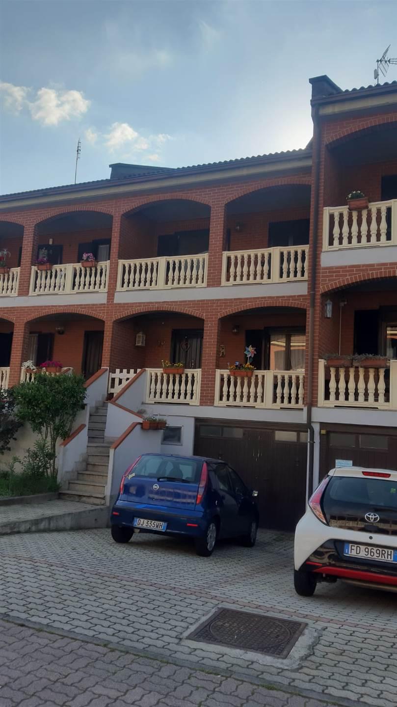 Villa a schiera, Poirino