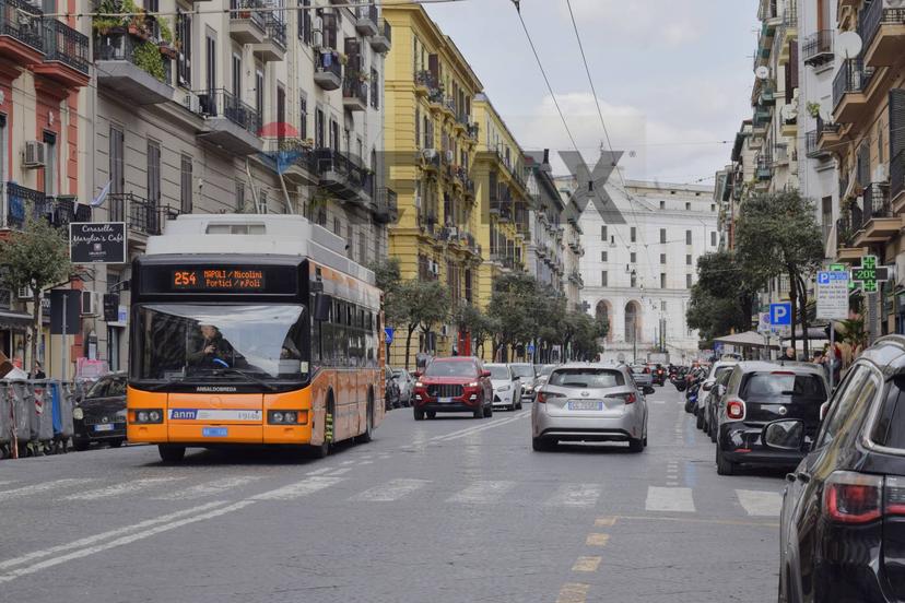 Quadrilocale, Napoli
