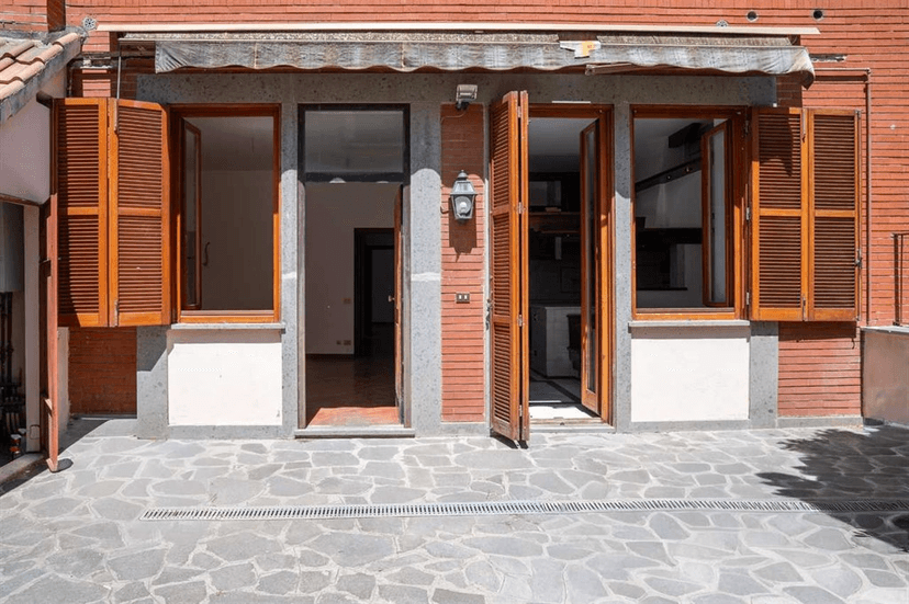 Quadrilocale in Via Nino Bixio, Frascati