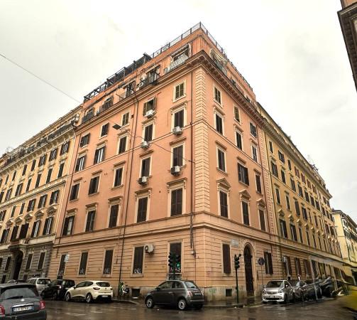 Monolocale in Via Castelfidardo 48, Roma