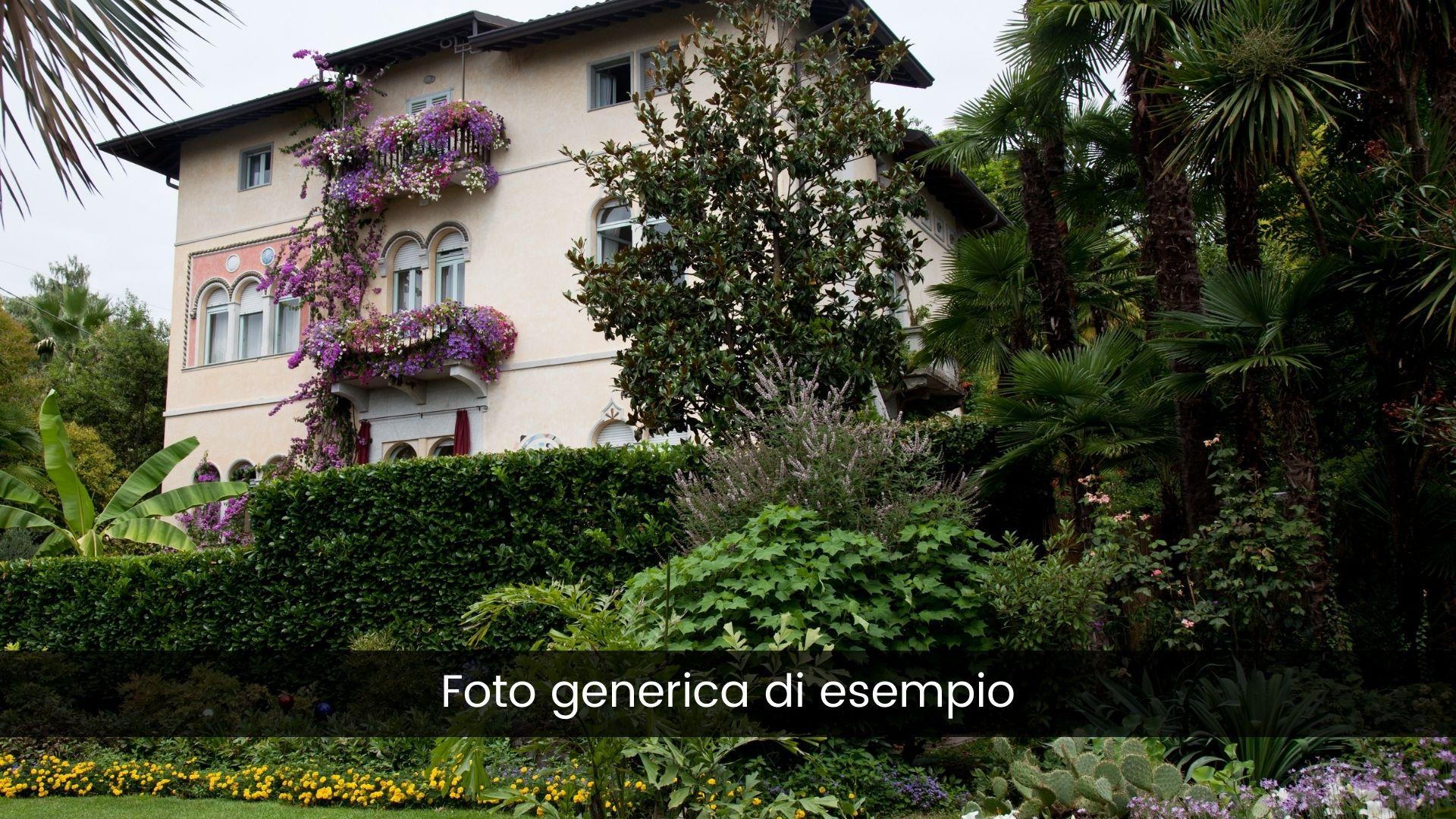 Villa in Via Antonio Meucci, Campi Bisenzio