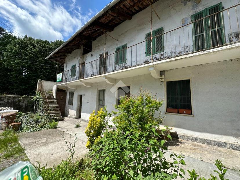 Casa indipendente in Via Marchini Francesco 19, Giaveno