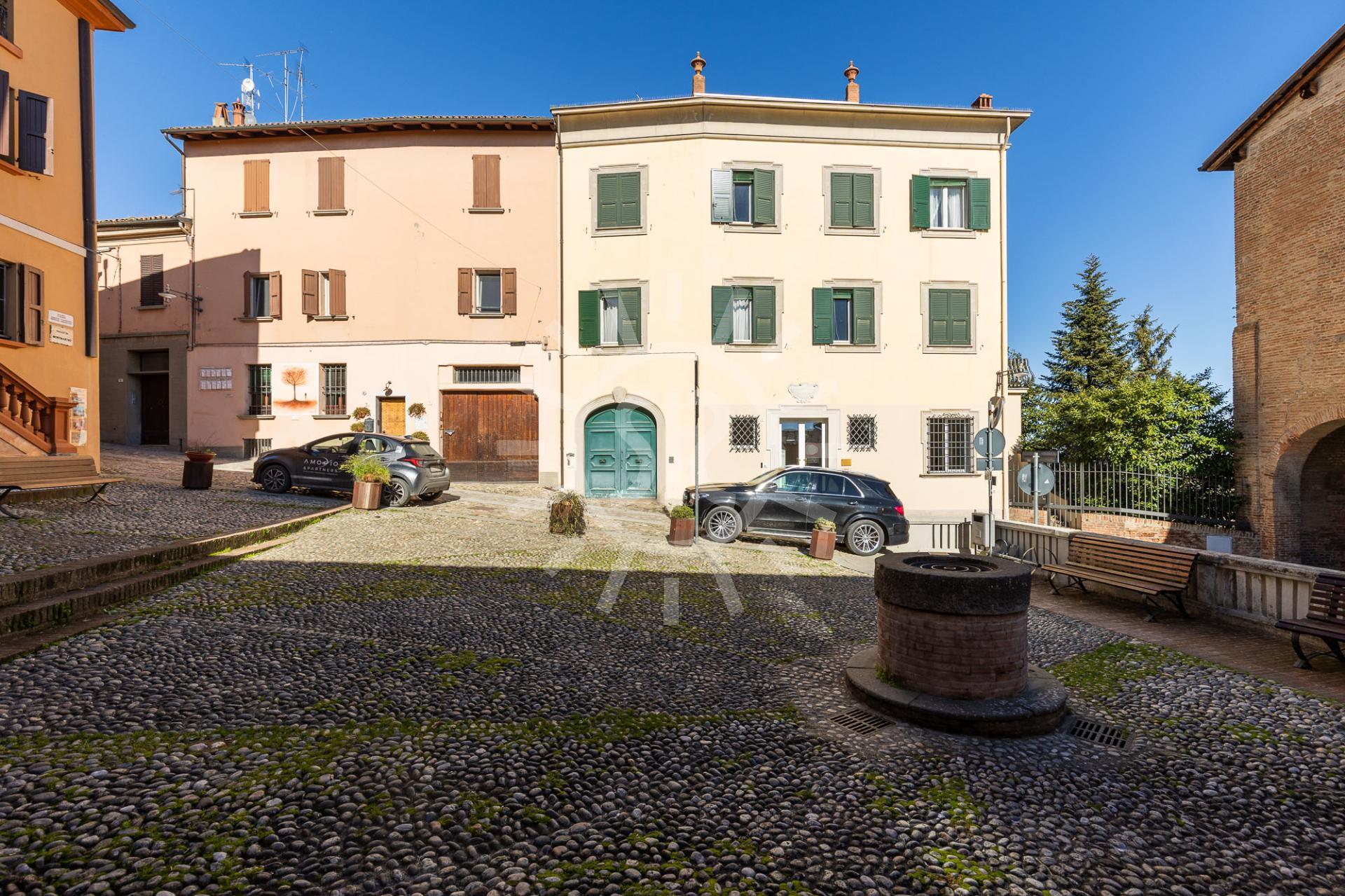 Villa unifamiliare, Dozza