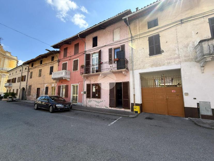 Casa indipendente in Corso Vittorio Emanuele 20, Albiano d'Ivrea