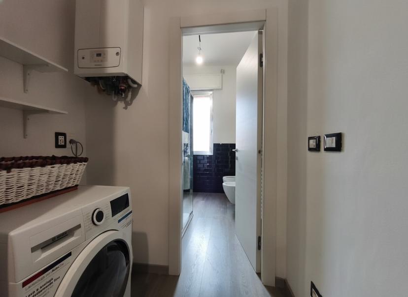 Trilocale in Via Ercole Lelli, Bologna