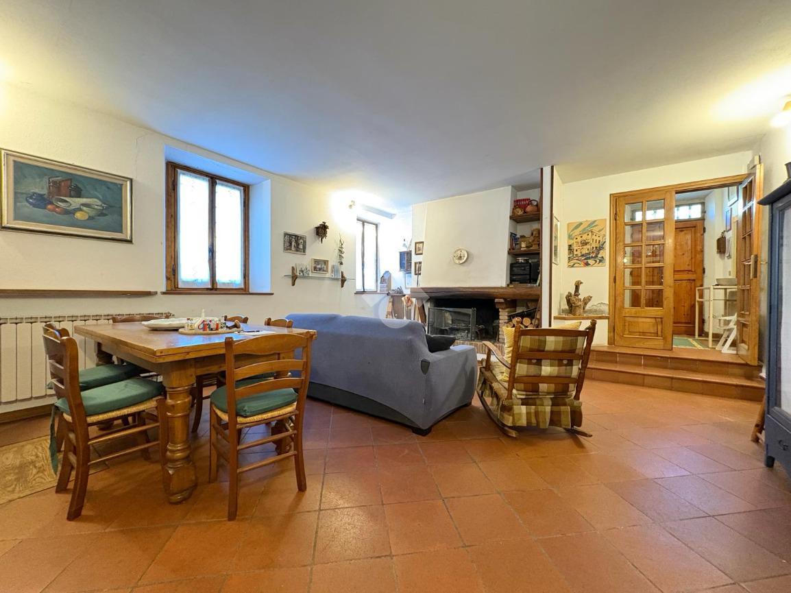 Casa indipendente in Via Vittorio Emanuele, Pelago