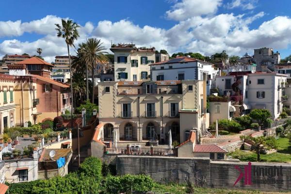 Villa bifamiliare in Via Nicola Ricciardi 46, Napoli — foto 4 di 5