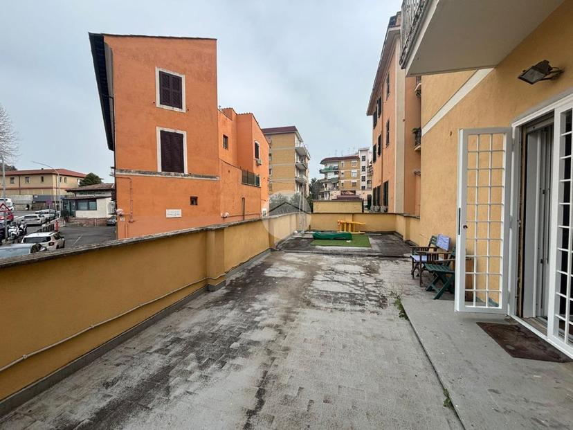 Bilocale in Via della Pisana 21, Roma
