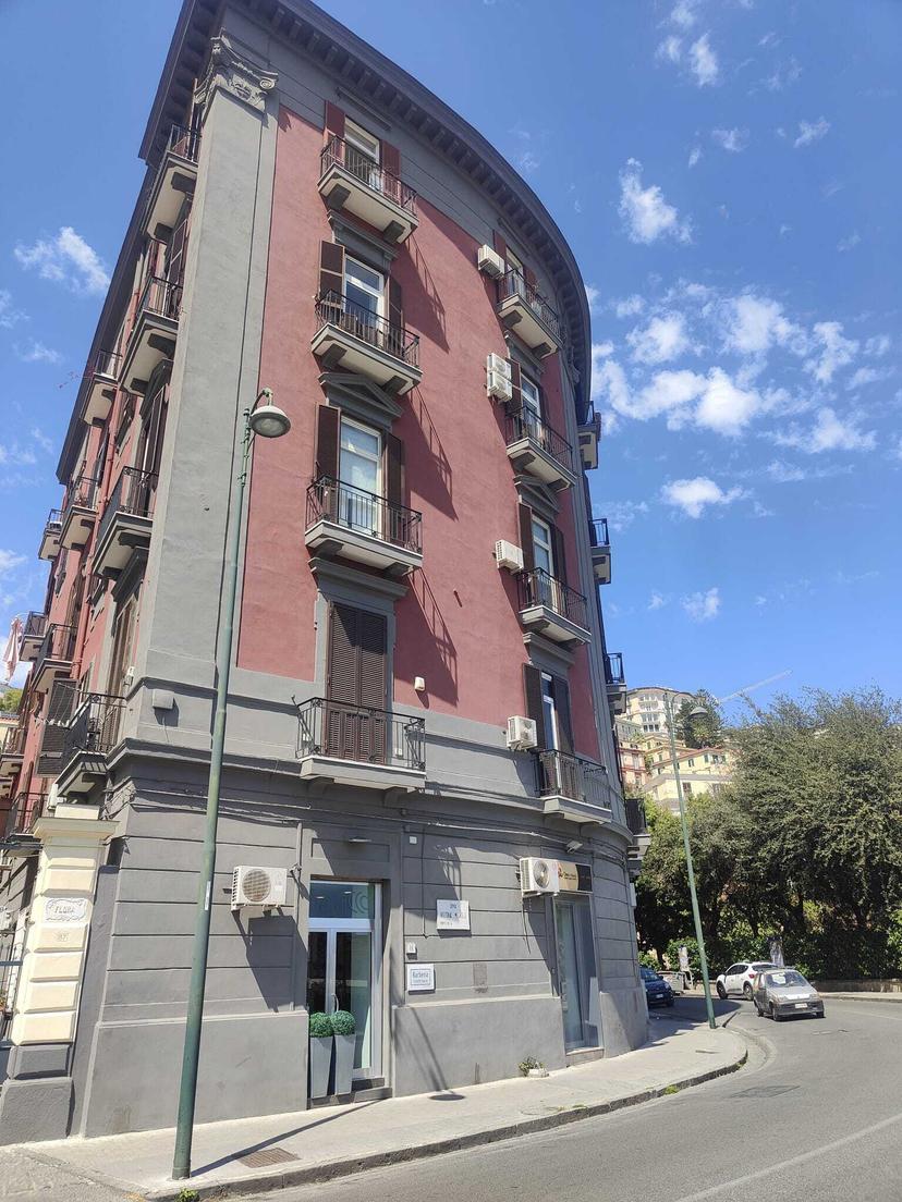 Quadrilocale in Corso Vittorio Emanuele, Napoli