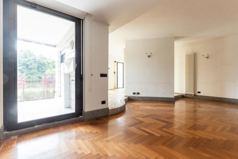 Trilocale in Via Renato Cesarini, Roma