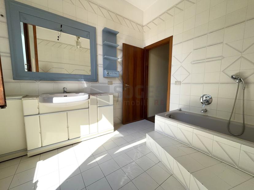 Villa a schiera in Via Giuseppe Frittelli, Figline e Incisa Valdarno — foto 2 di 5
