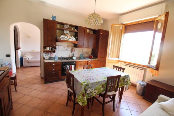 Appartamento in Viale Giacomo Matteotti, Montespertoli